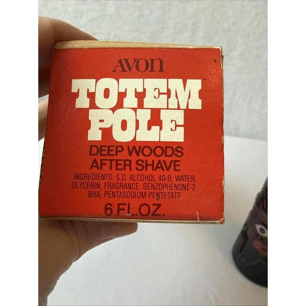 Vintage 1970s Avon Totem Pole After Shave Decanter Bottle Deep Woods Aftershave